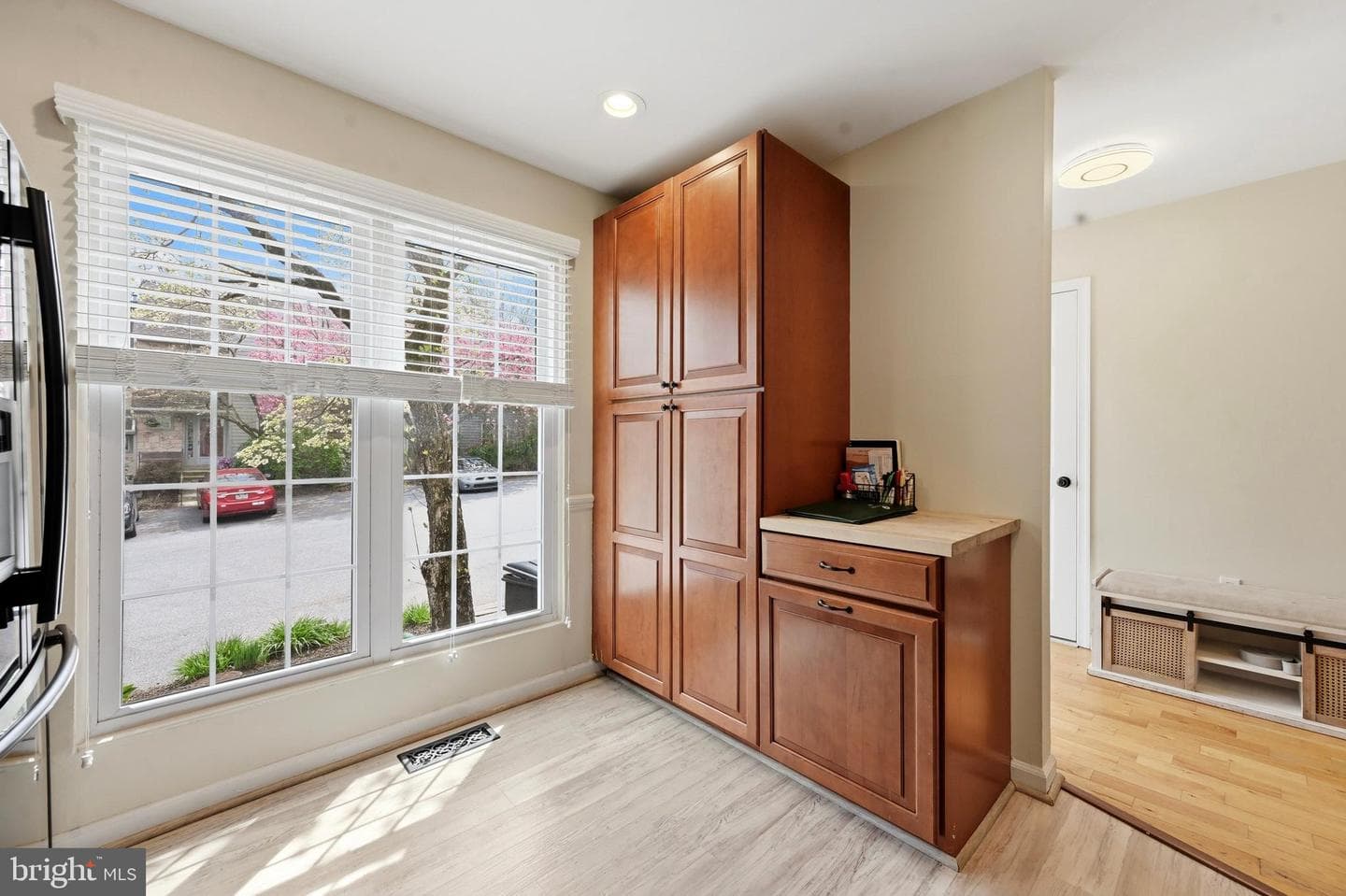 150 Nottingham Court photo 4