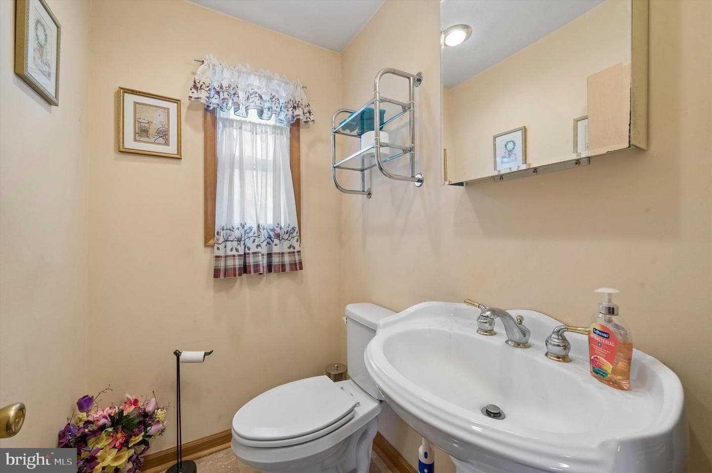 716 Brooke Circle photo 12