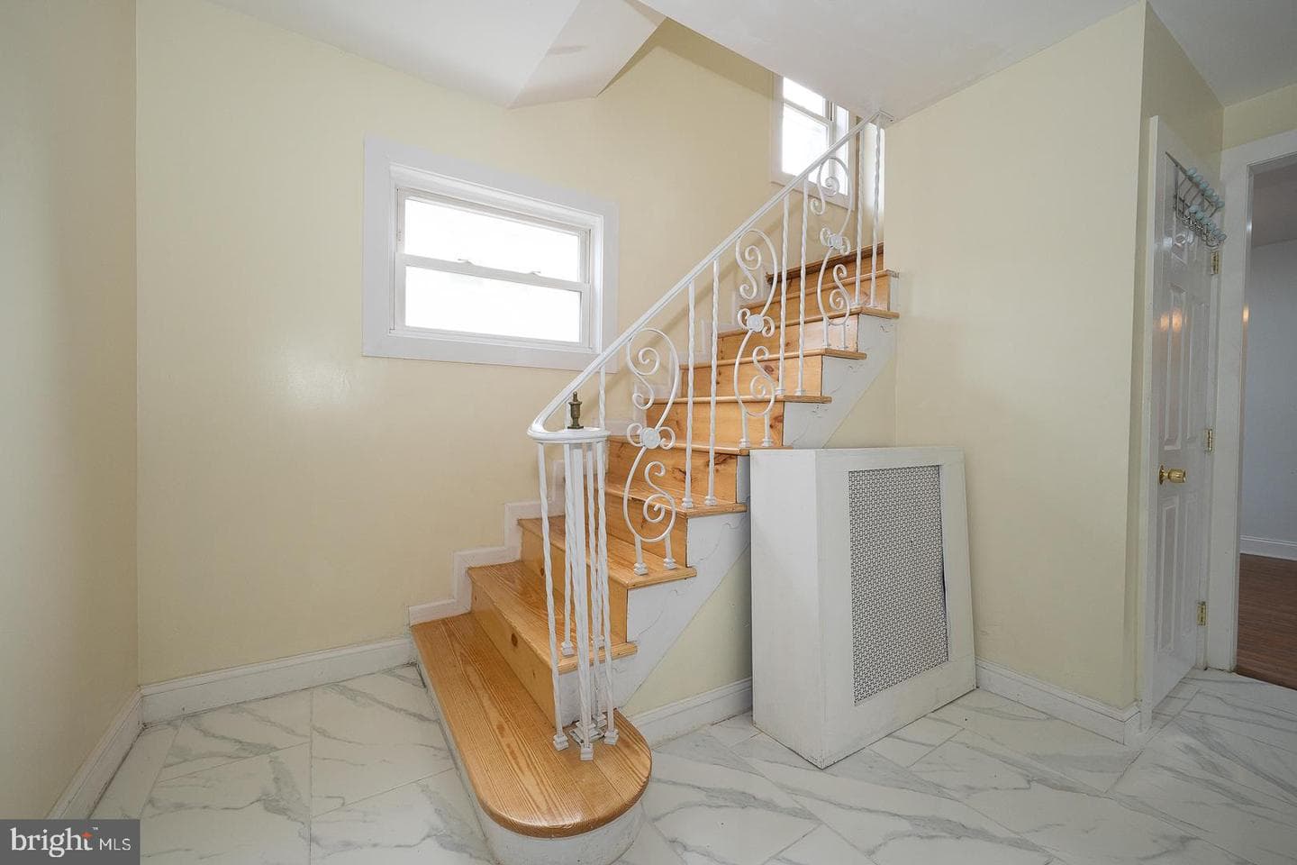 3638 Rosemont Avenue photo 32