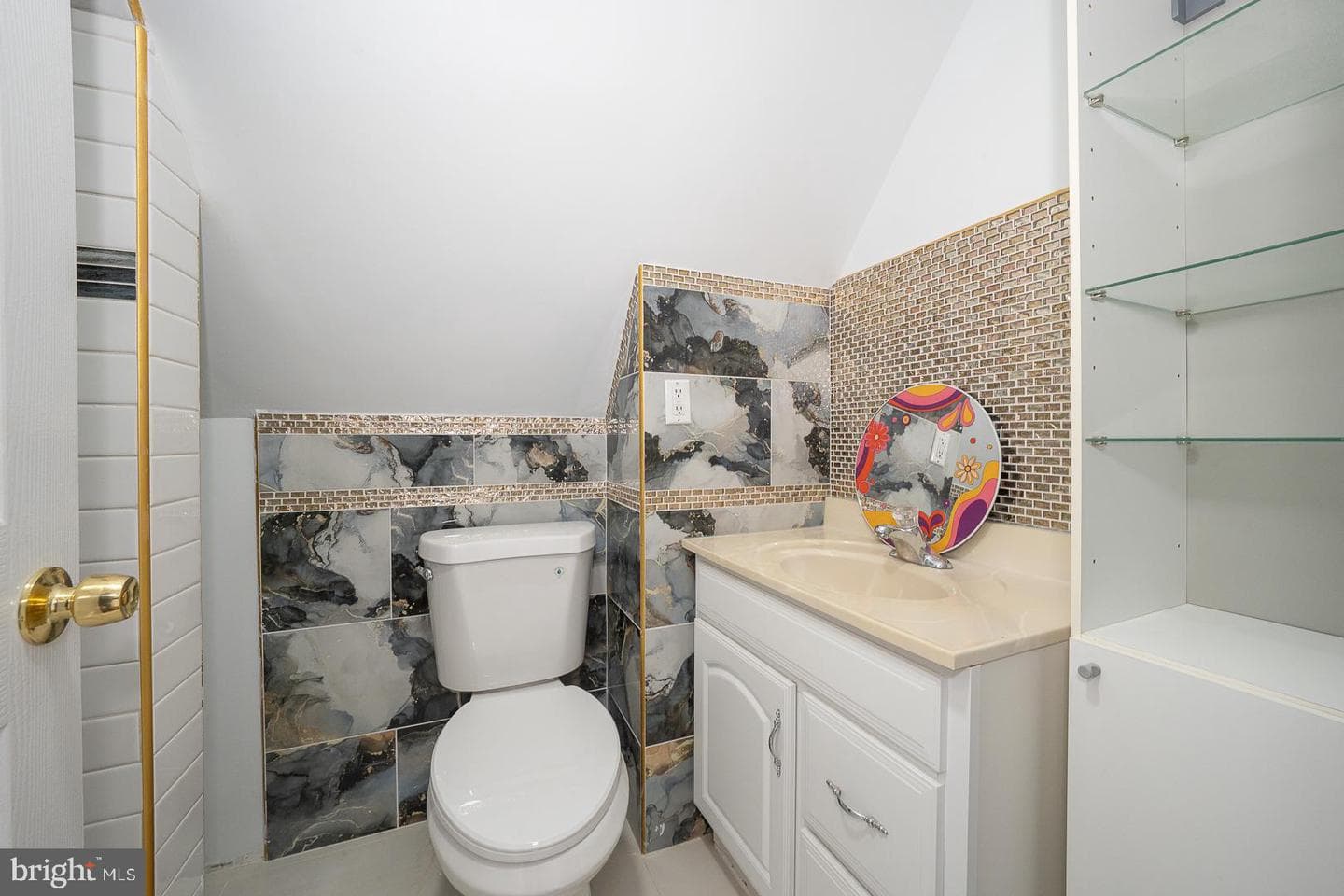 3638 Rosemont Avenue photo 50