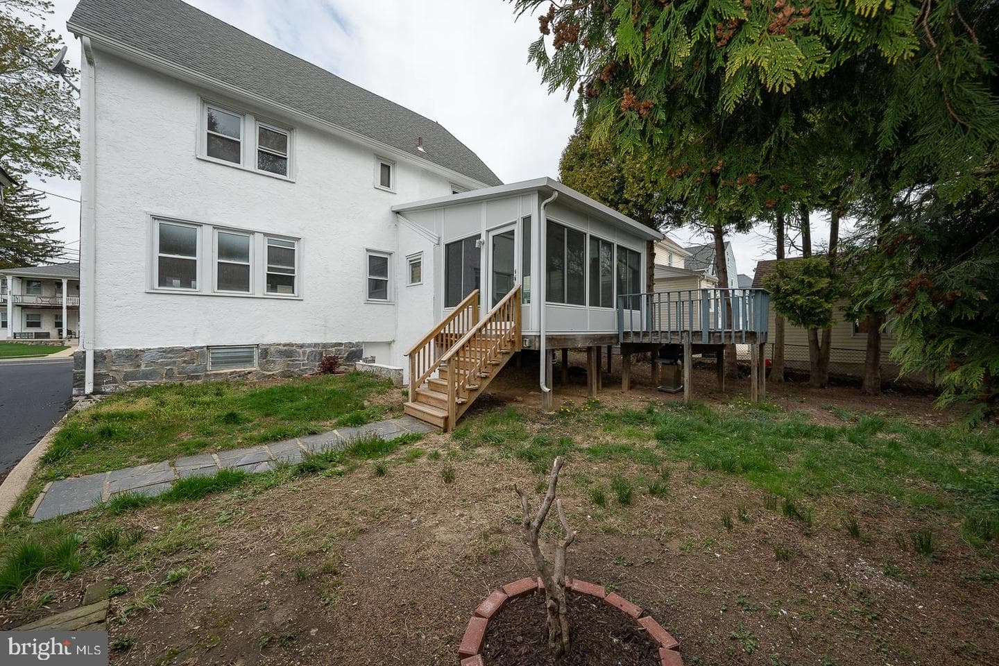 3638 Rosemont Avenue photo 71