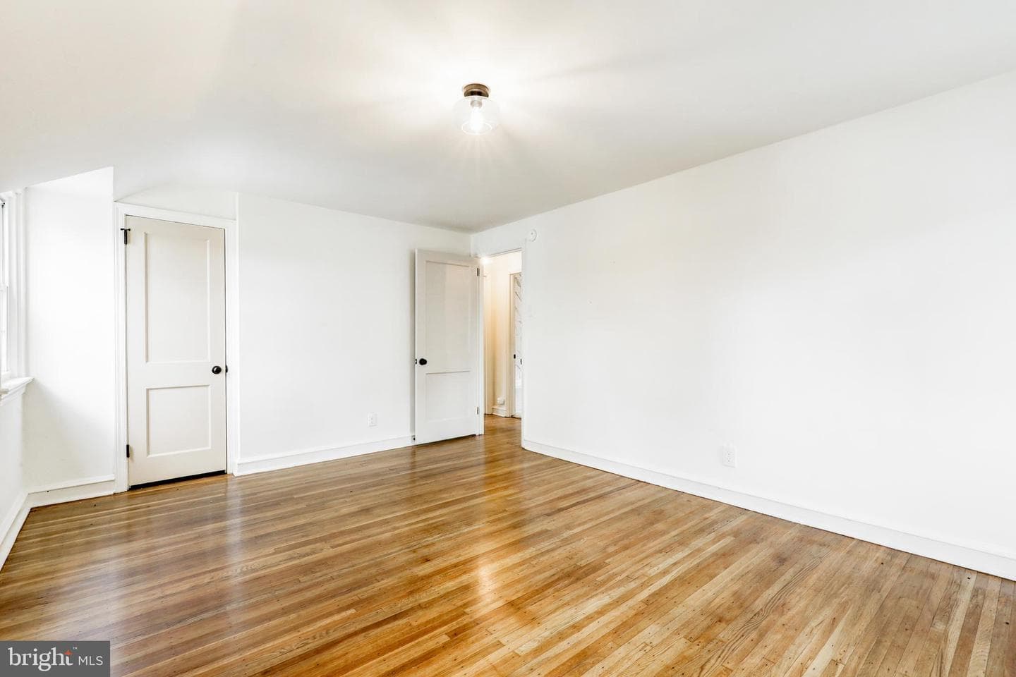 242 Shadeland Avenue photo 19