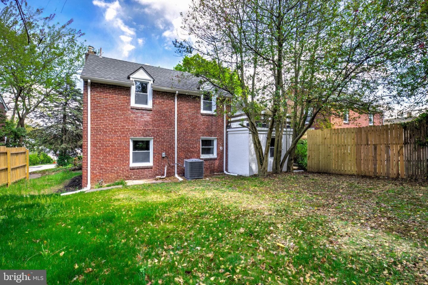 242 Shadeland Avenue photo 25