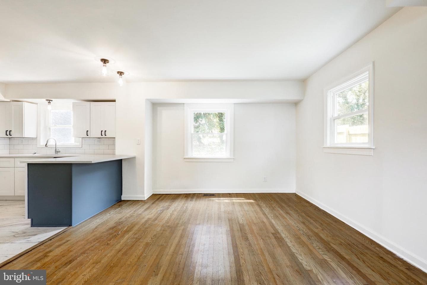 242 Shadeland Avenue photo 5