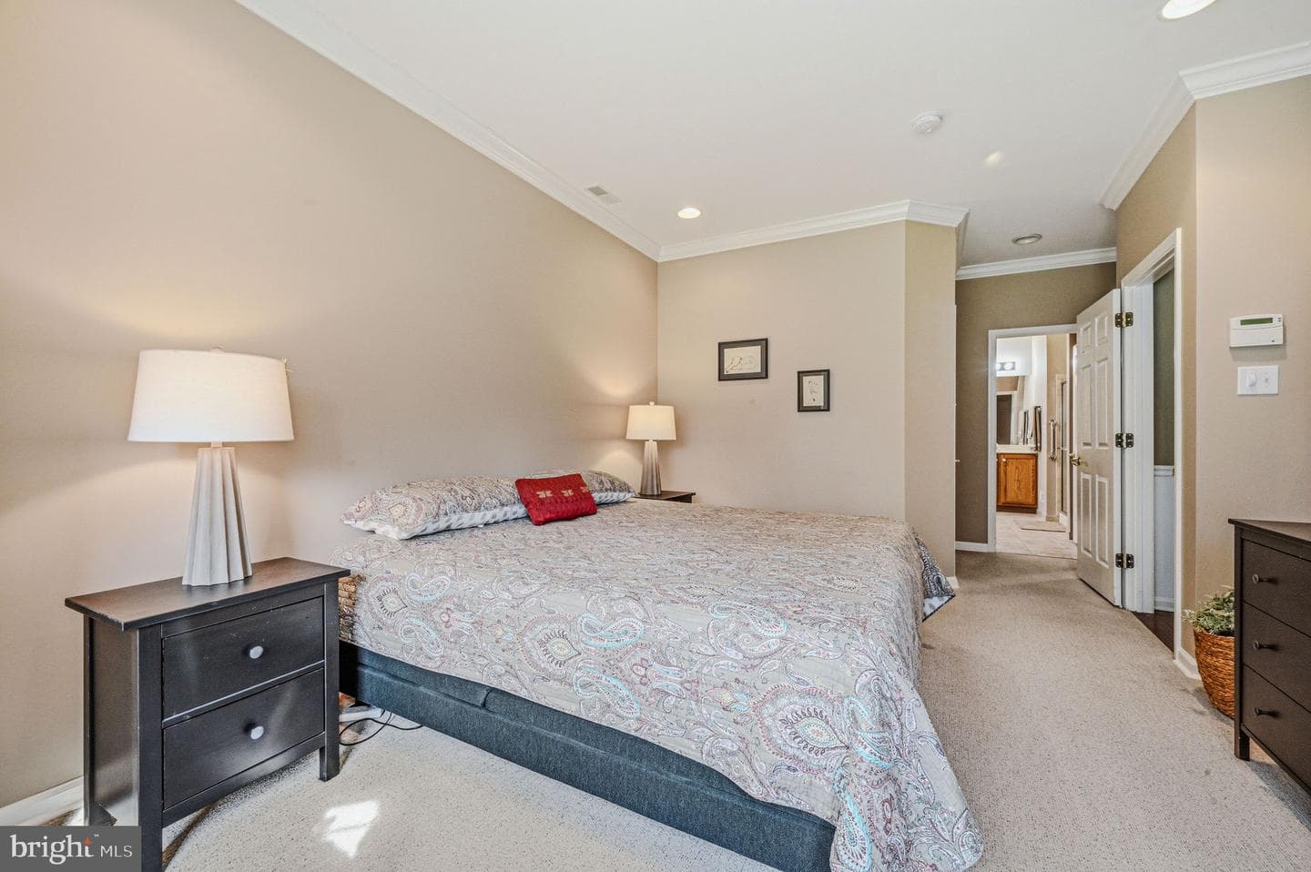8 Irwin Drive photo 22