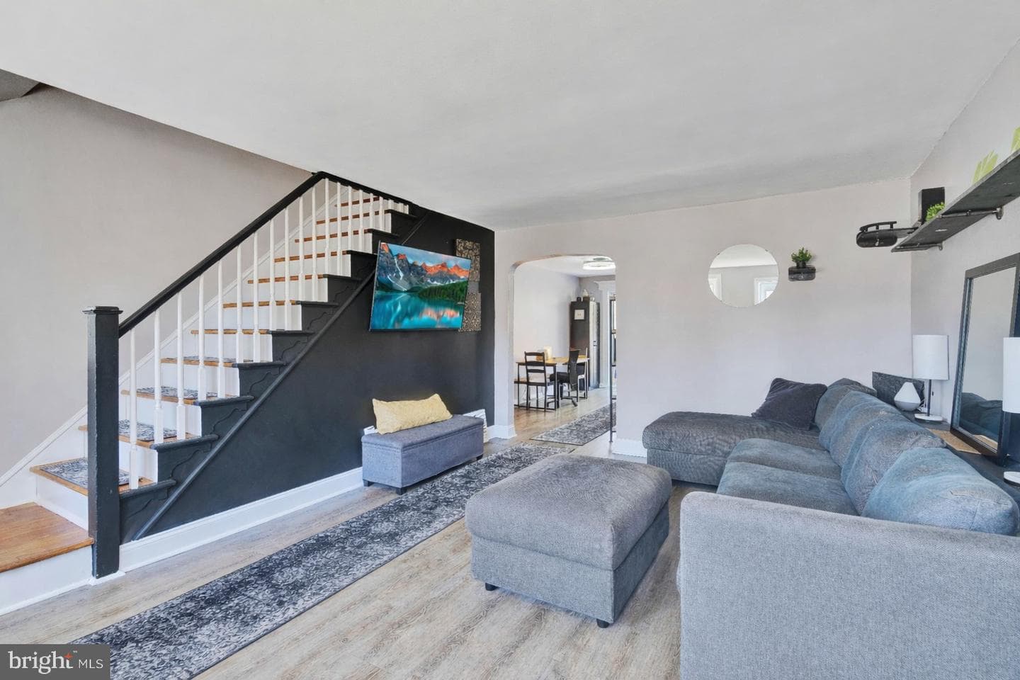 437 Park Drive photo 2