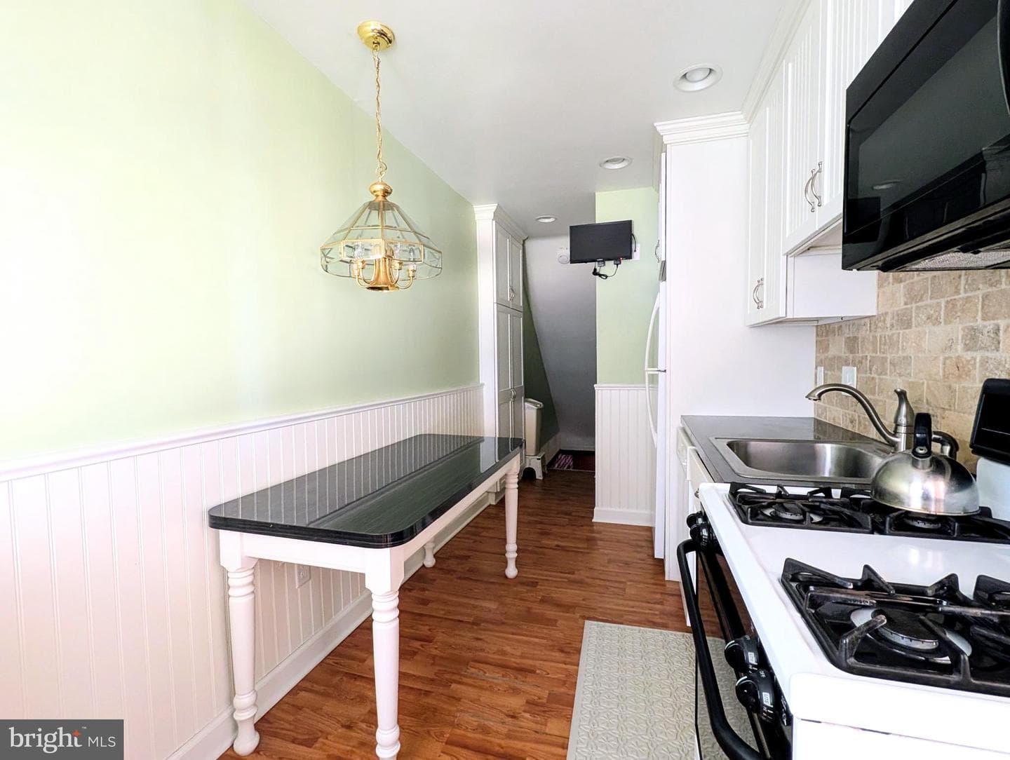 1439 Michigan Avenue photo 36