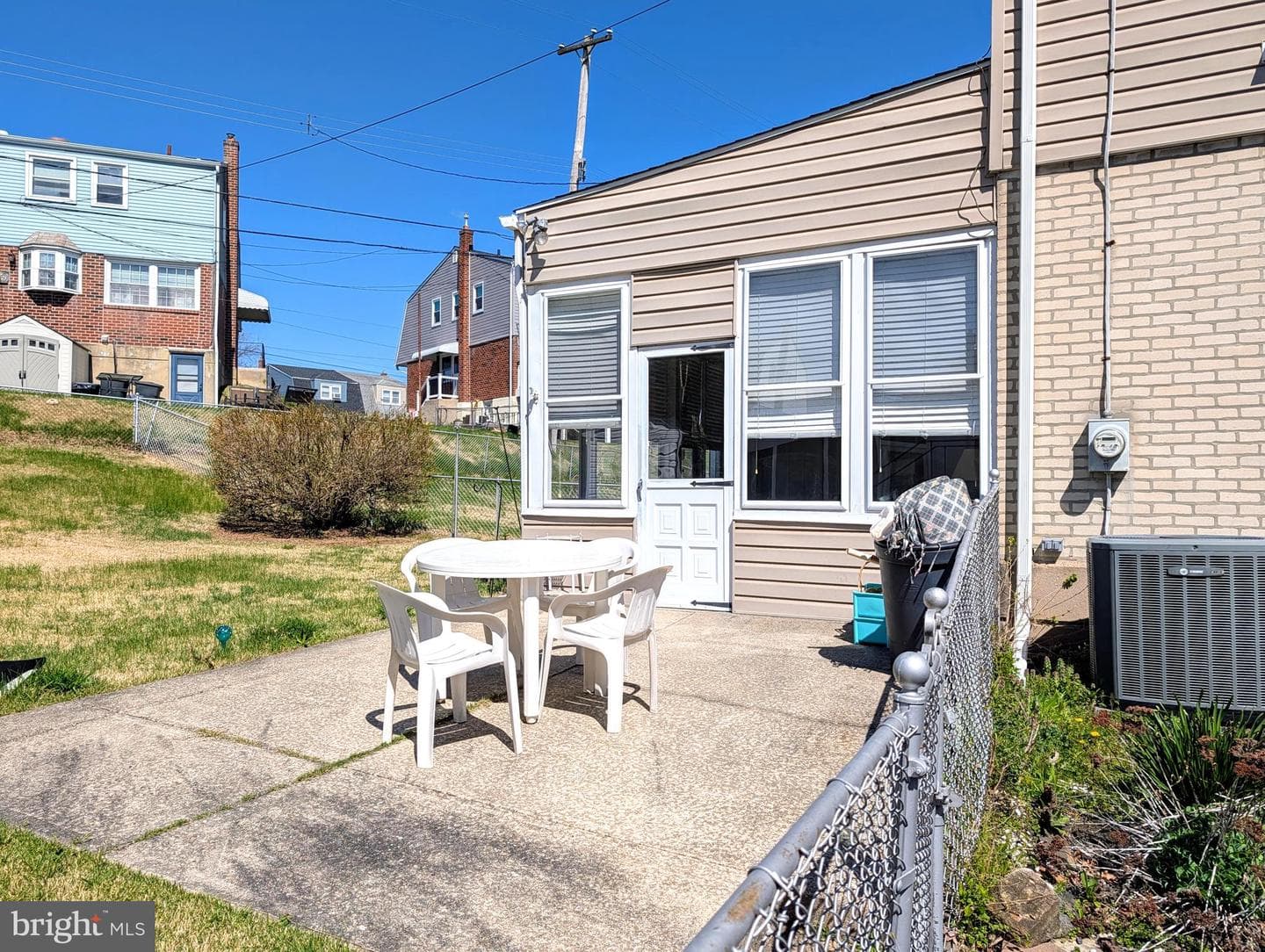1439 Michigan Avenue photo 5