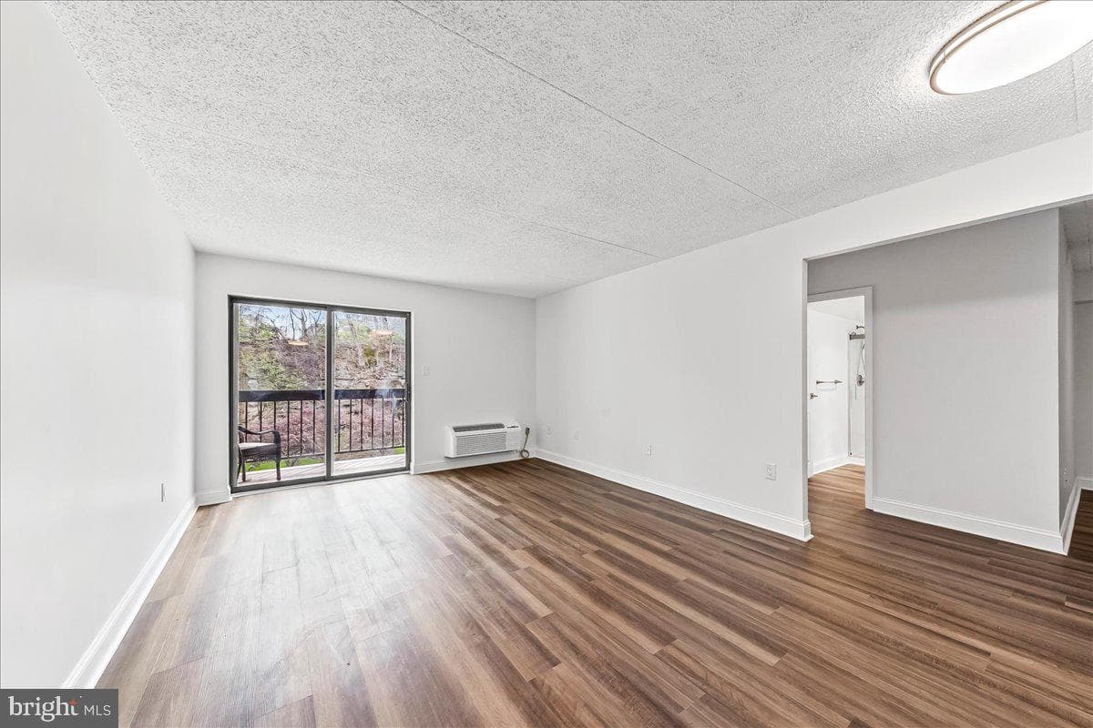 800 Avondale Road #5q photo 6
