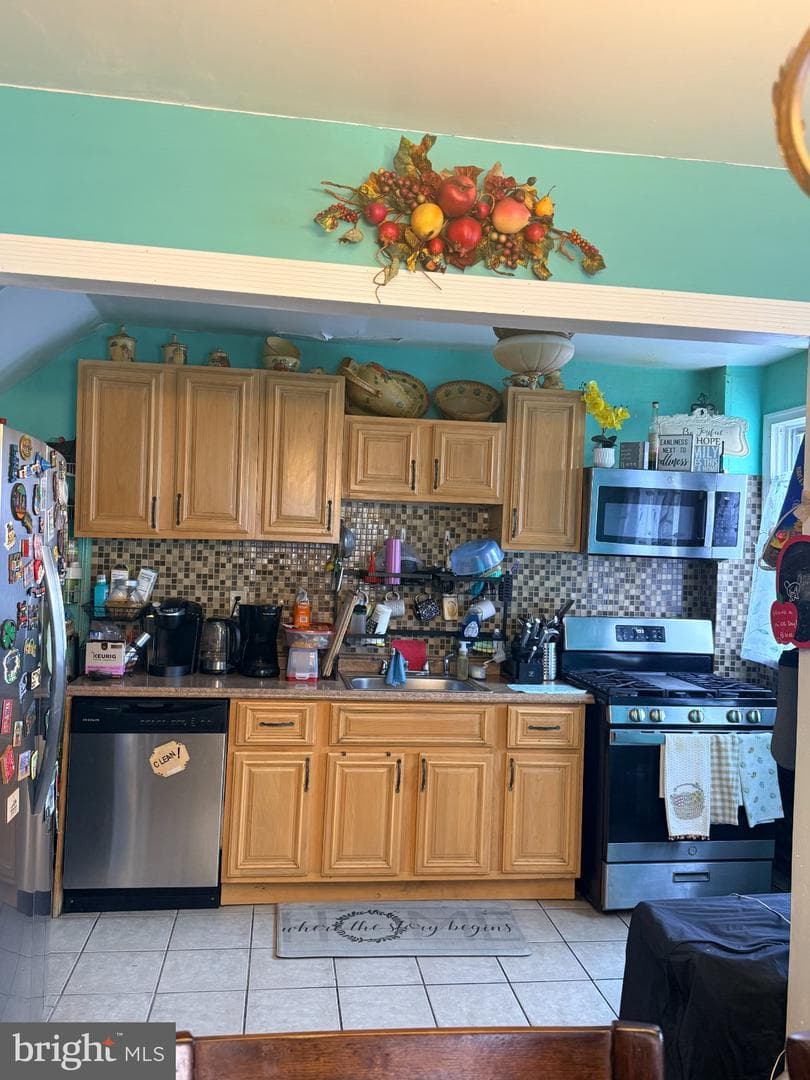 4027 Vernon Road photo 9