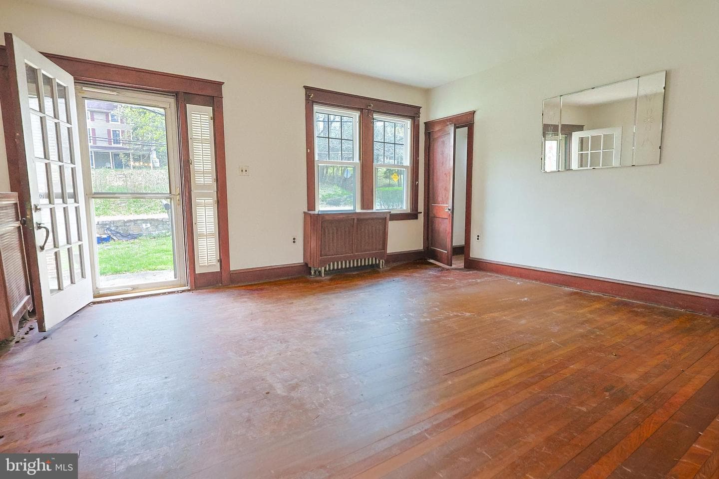 141 Glen Riddle Road photo 3