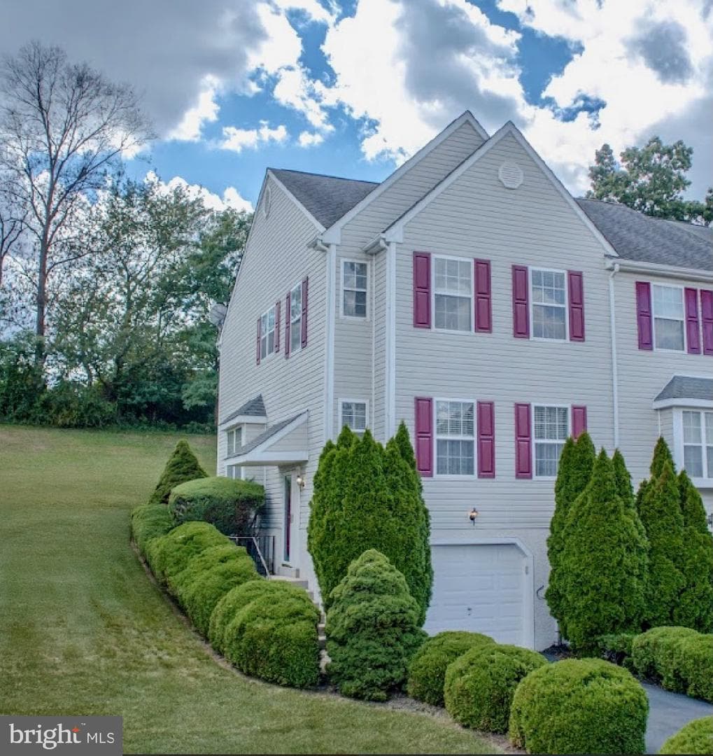 239 Spring Valley Way, Aston