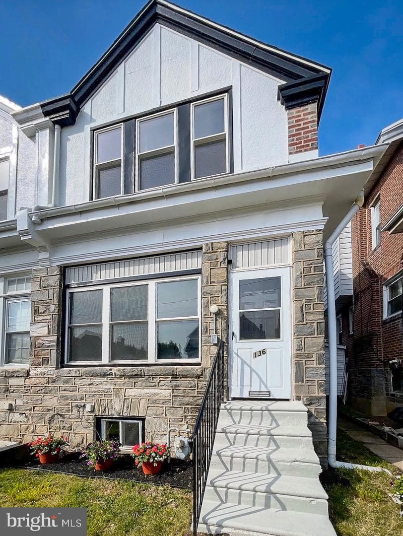 136 High St