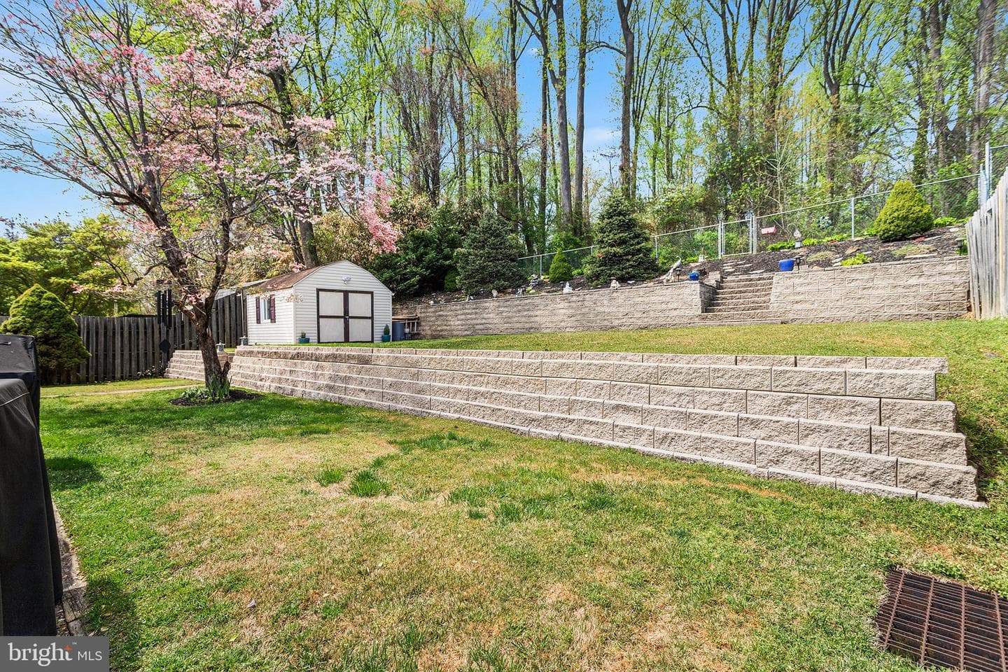 413 Camelot Drive photo 30