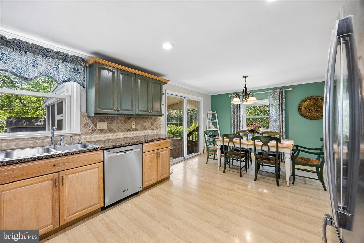 532 Bryn Mawr Avenue photo 6