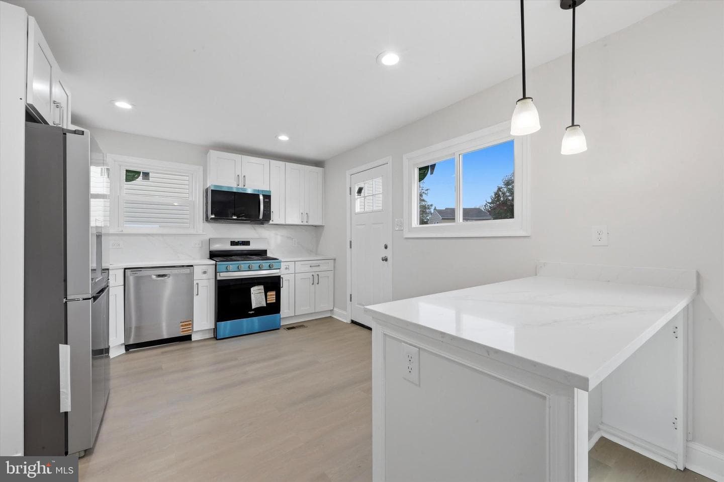50 Colonial Drive photo 12