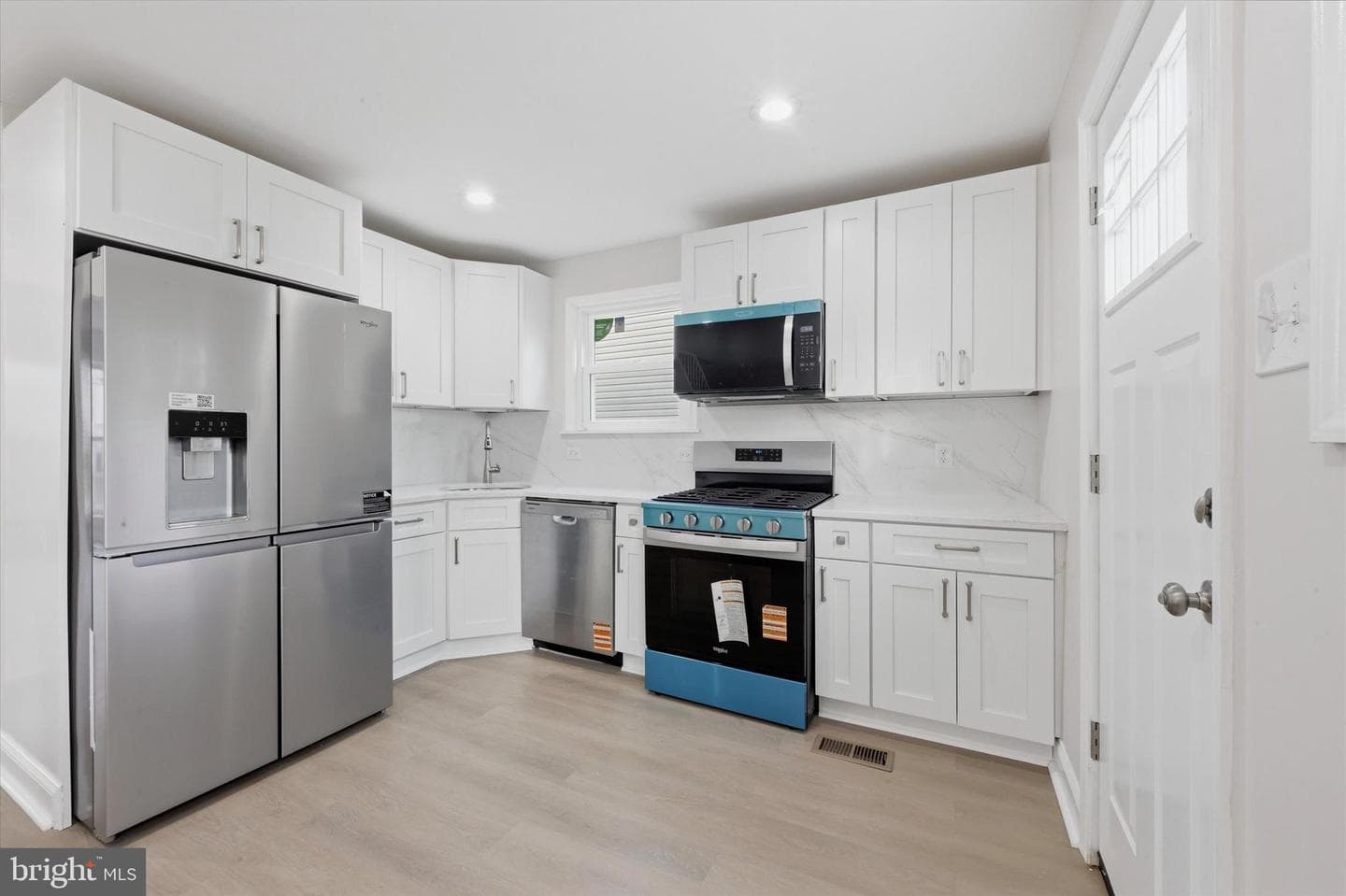 50 Colonial Drive photo 13