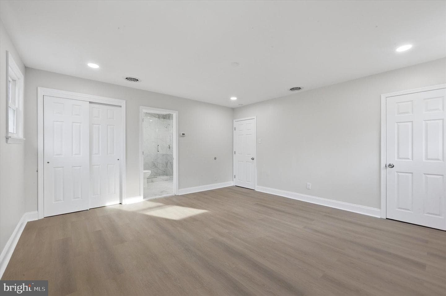 50 Colonial Drive photo 19