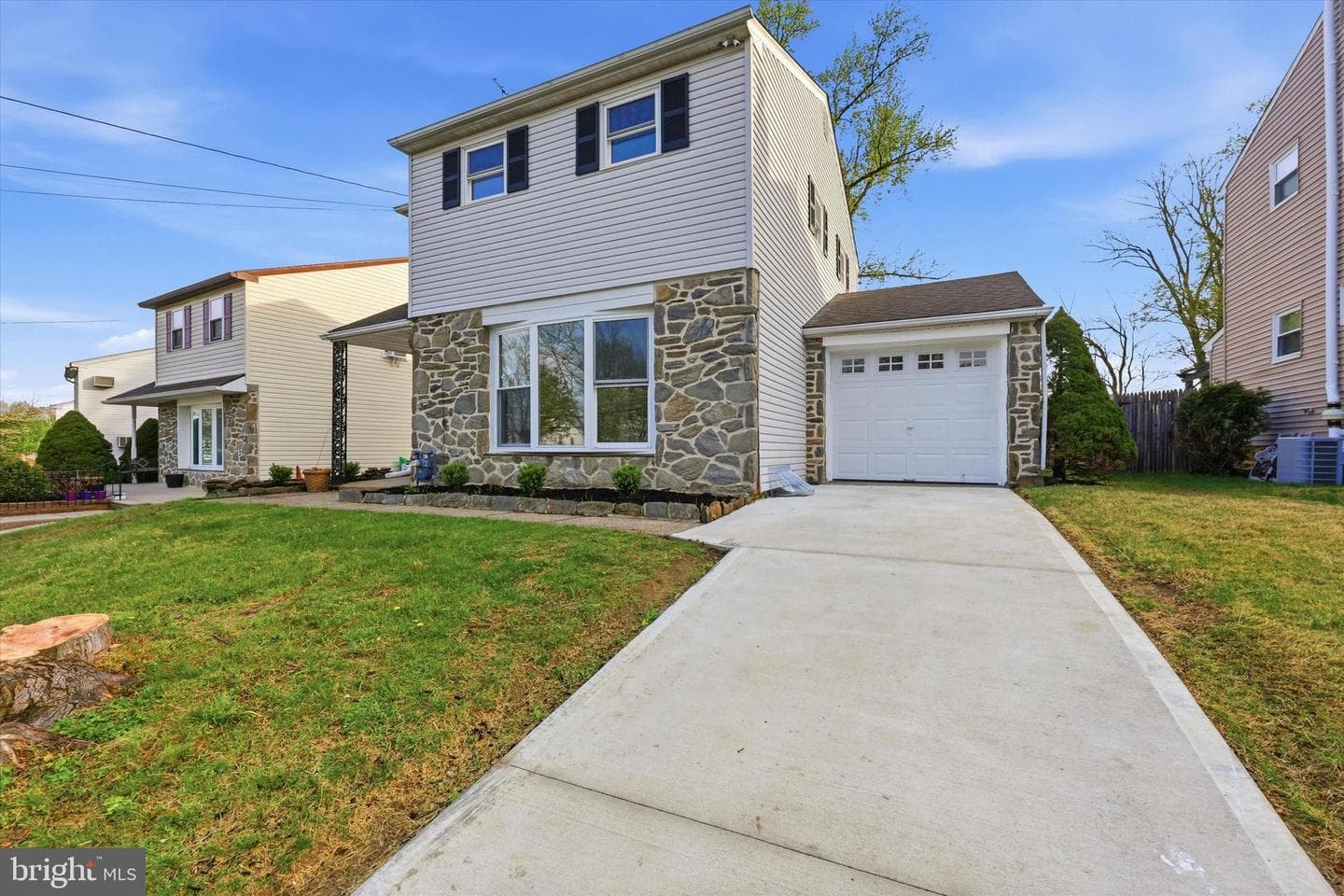 50 Colonial Drive photo 2
