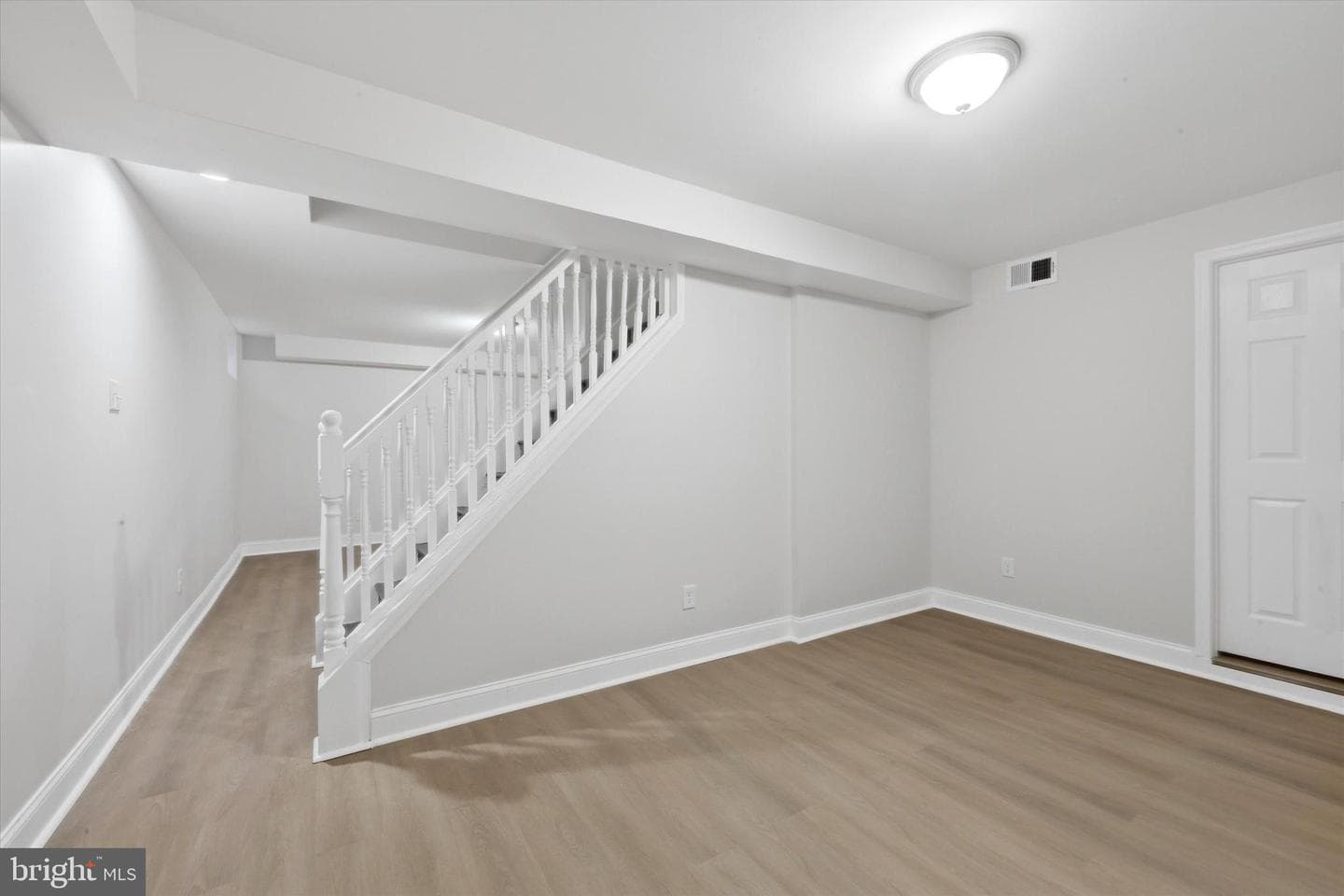 50 Colonial Drive photo 26