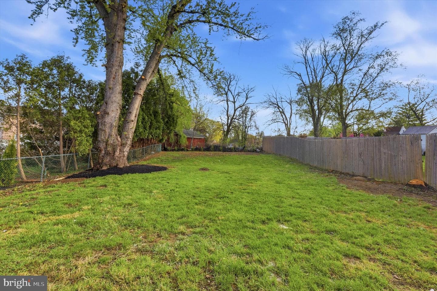 50 Colonial Drive photo 32