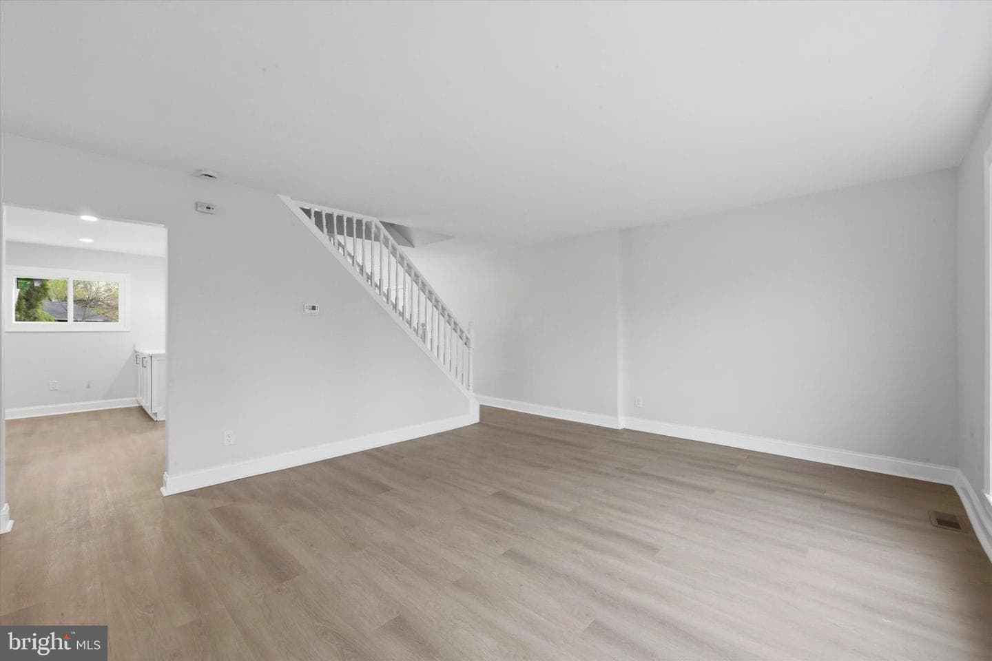 50 Colonial Drive photo 6