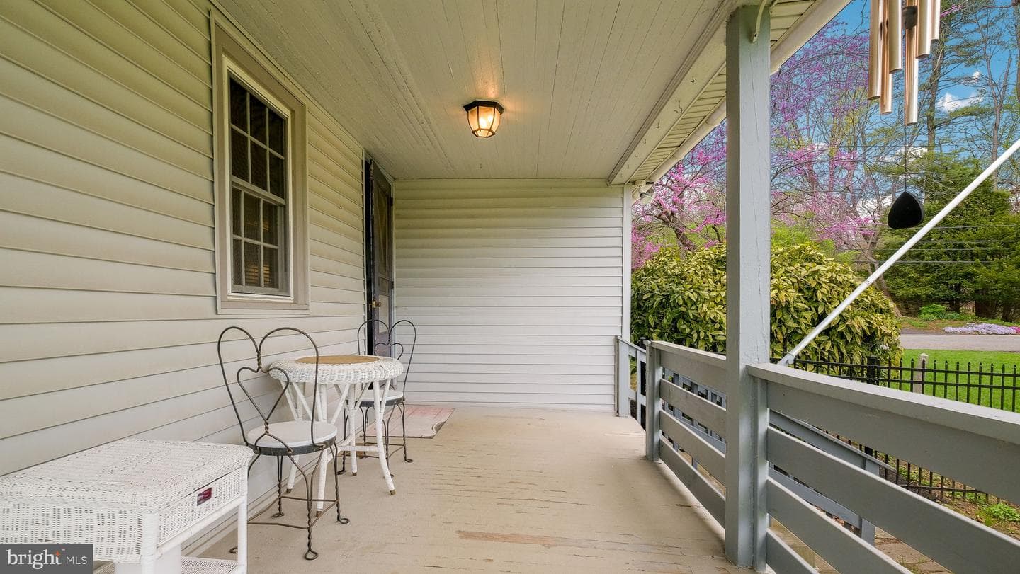 204 W Brookhaven Road photo 44