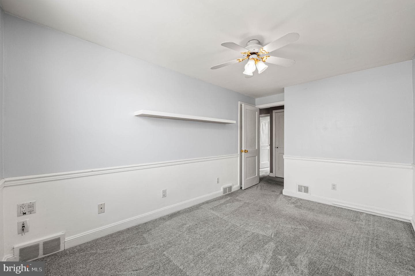 751 Rively Avenue photo 15
