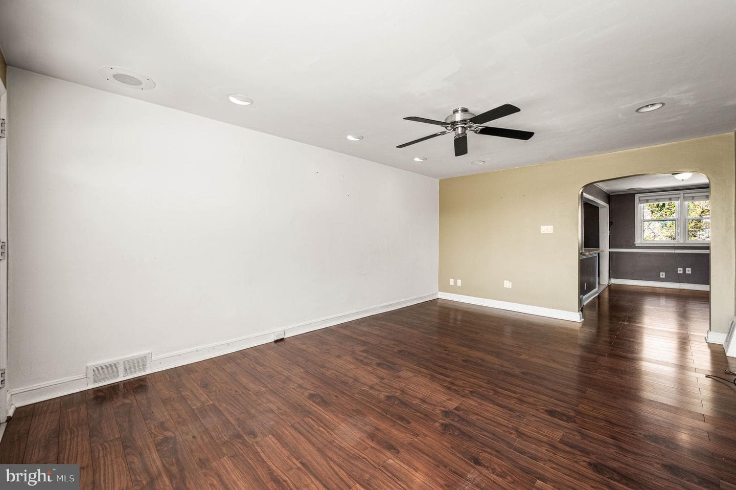 751 Rively Avenue photo 5