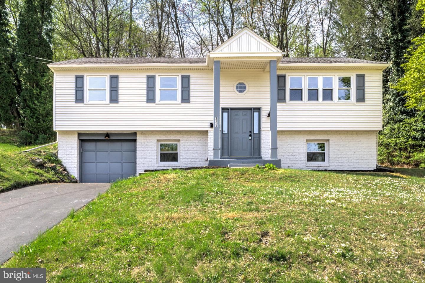333 Golf Hills Road, Havertown