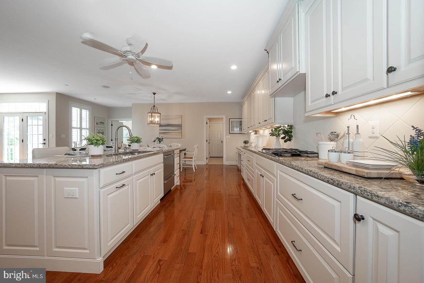 3708 Liseter Gardens photo 15