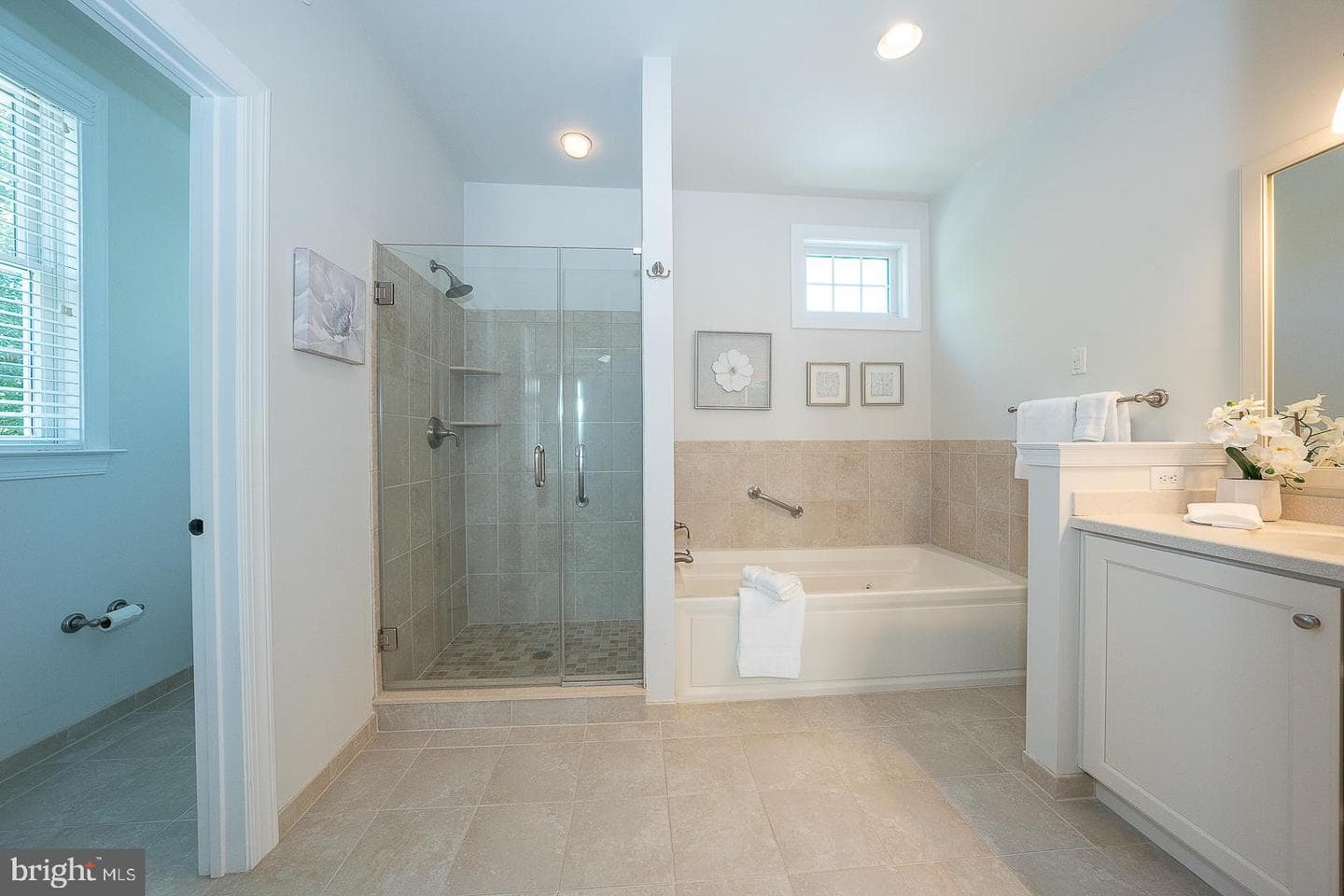 3708 Liseter Gardens photo 25