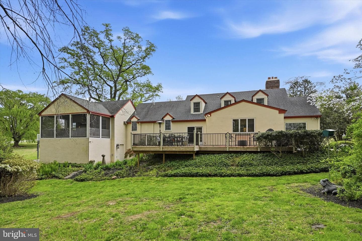 124 Tally Ho Drive photo 55