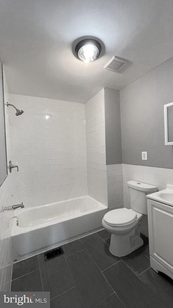 1340 W 7th Street photo 14