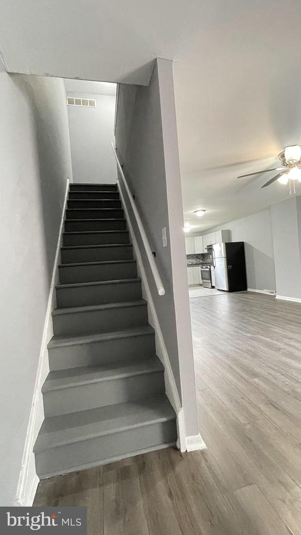 1340 W 7th Street photo 8