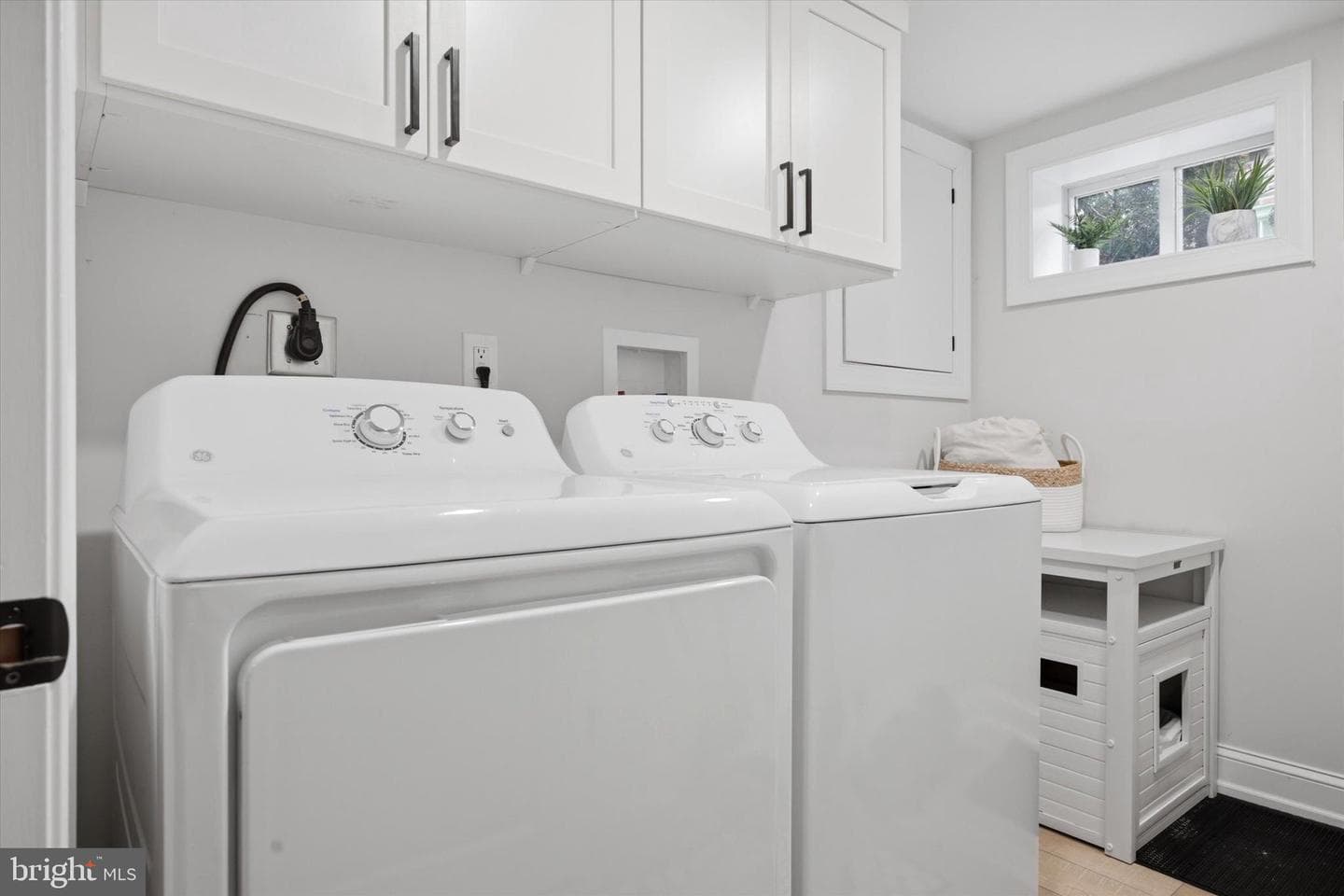 506 Saint Albans Road photo 21