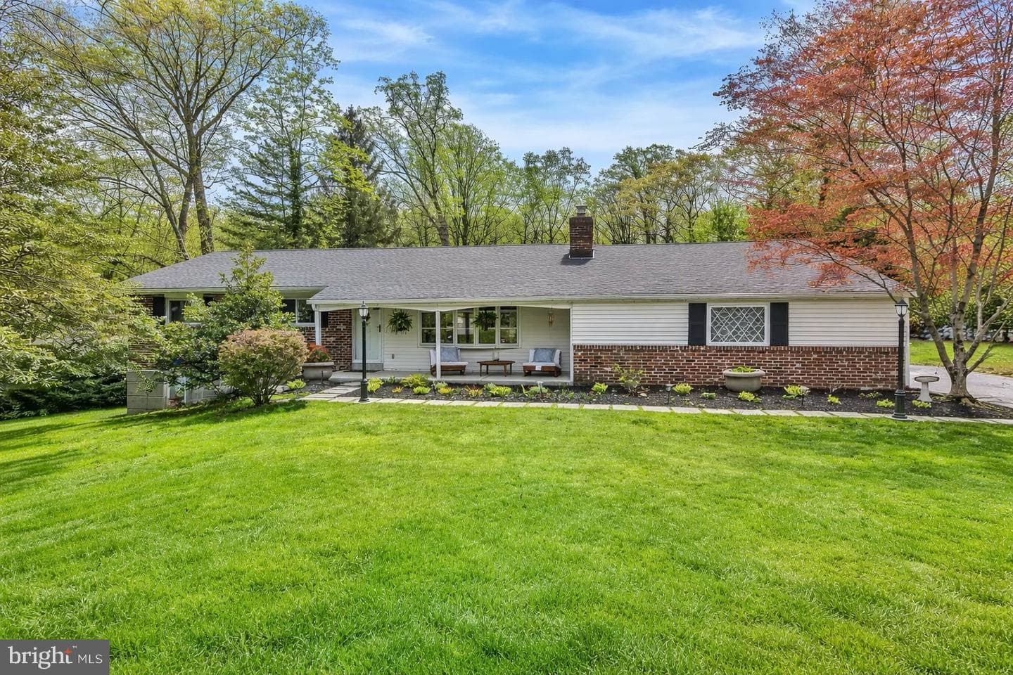 1 S Bryn Mawr Place