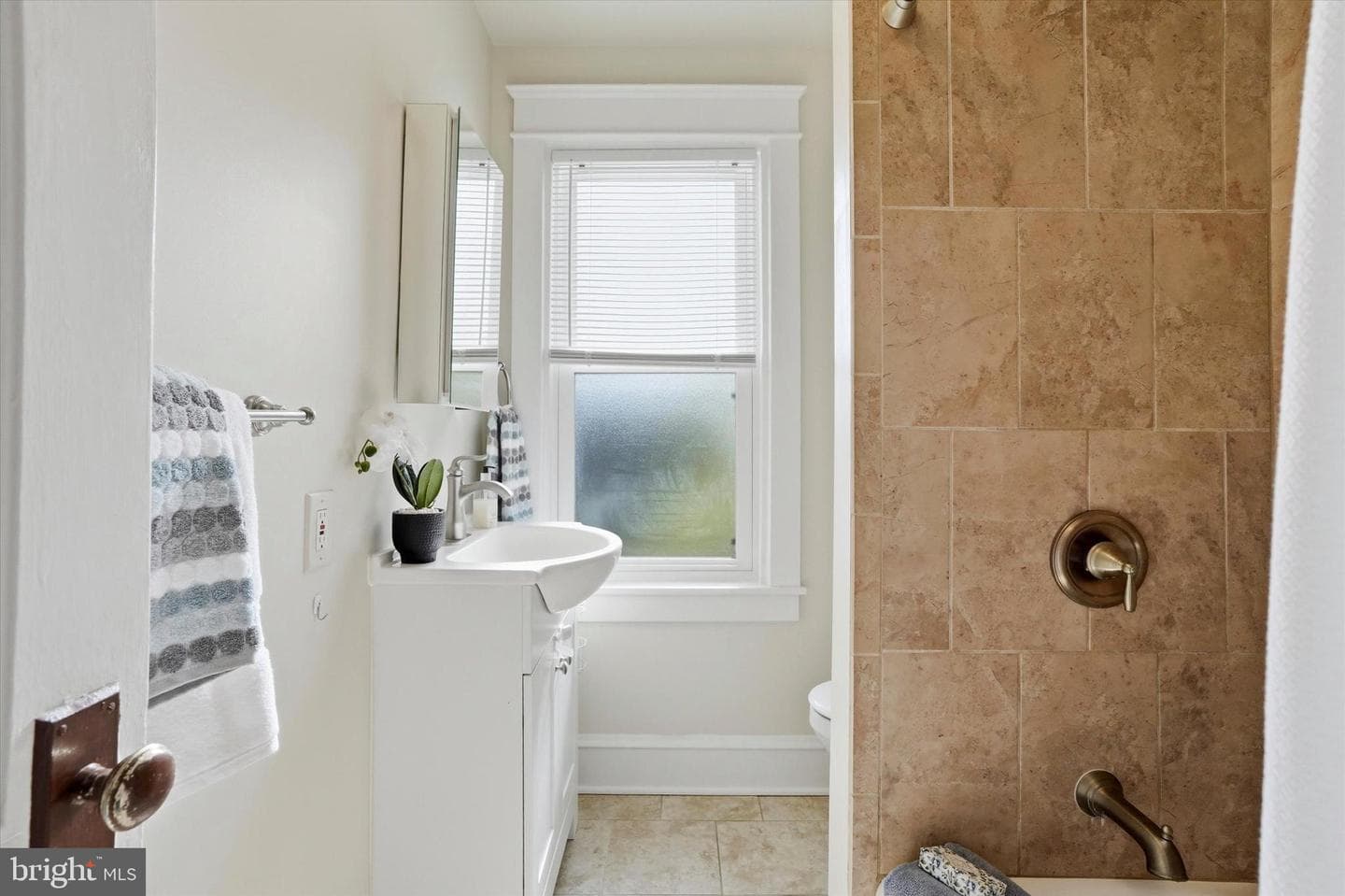 18 Vernon Road photo 21