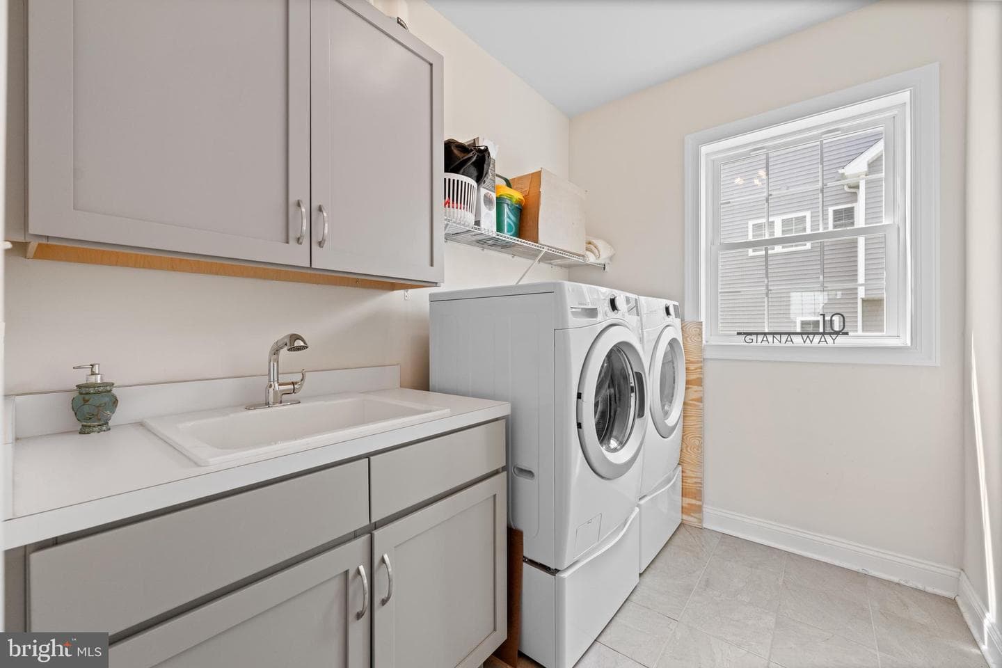 10 Giana Way photo 19