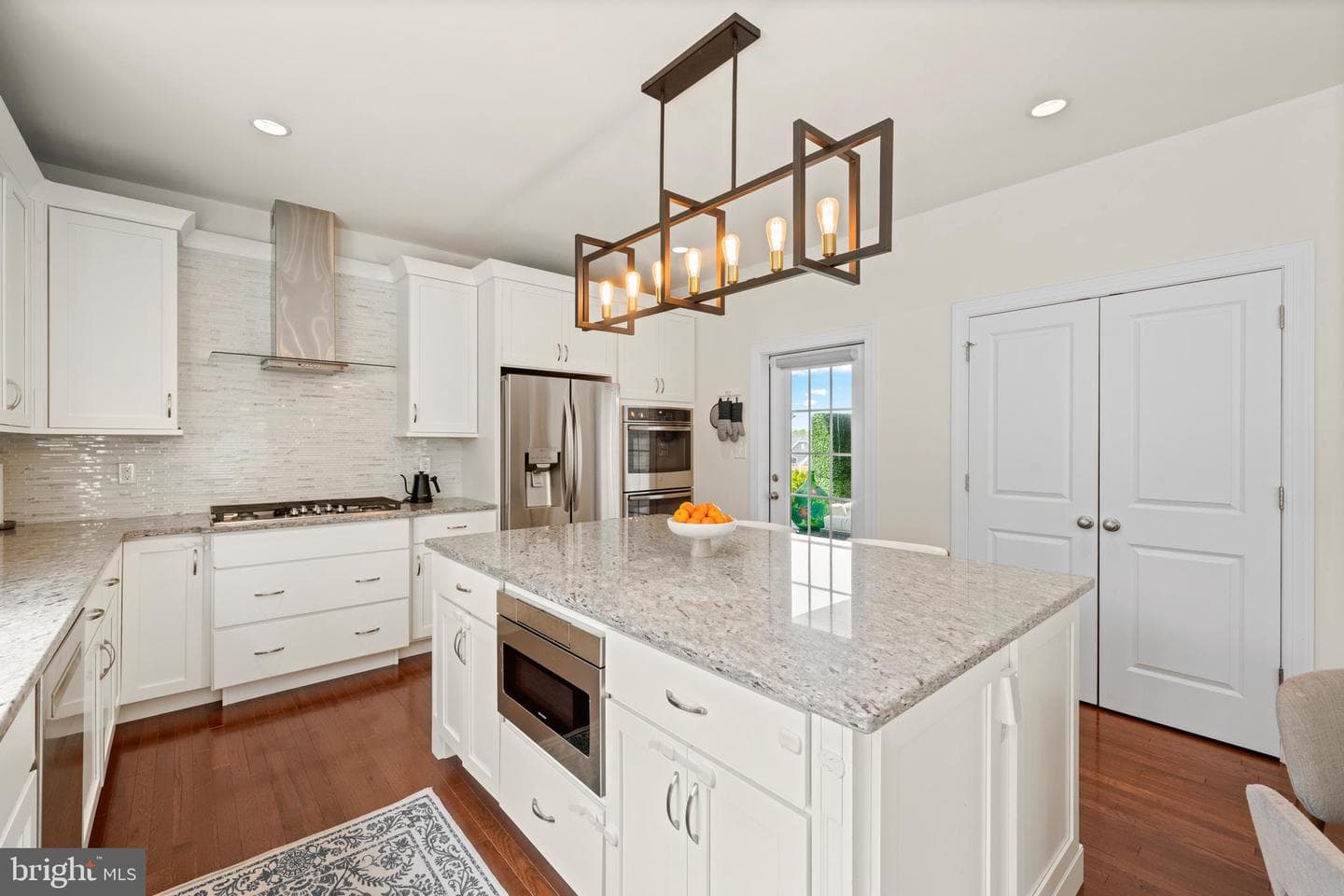 10 Giana Way photo 29