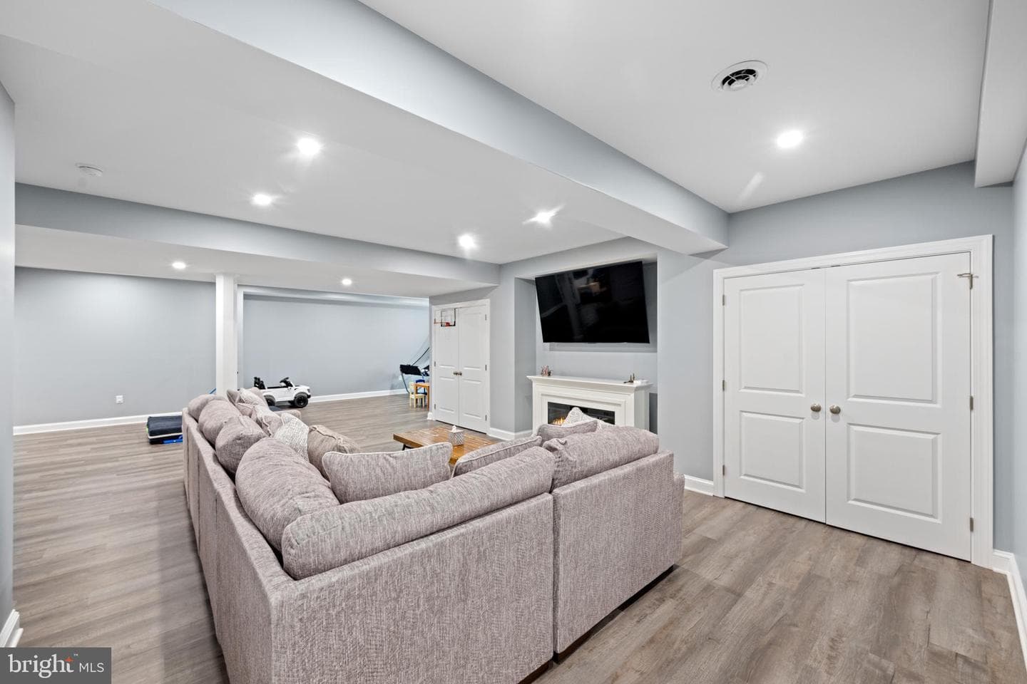 10 Giana Way photo 30