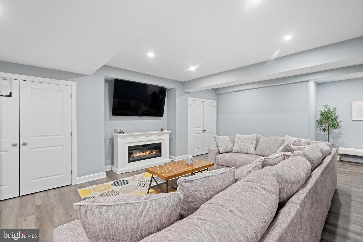 10 Giana Way photo 31