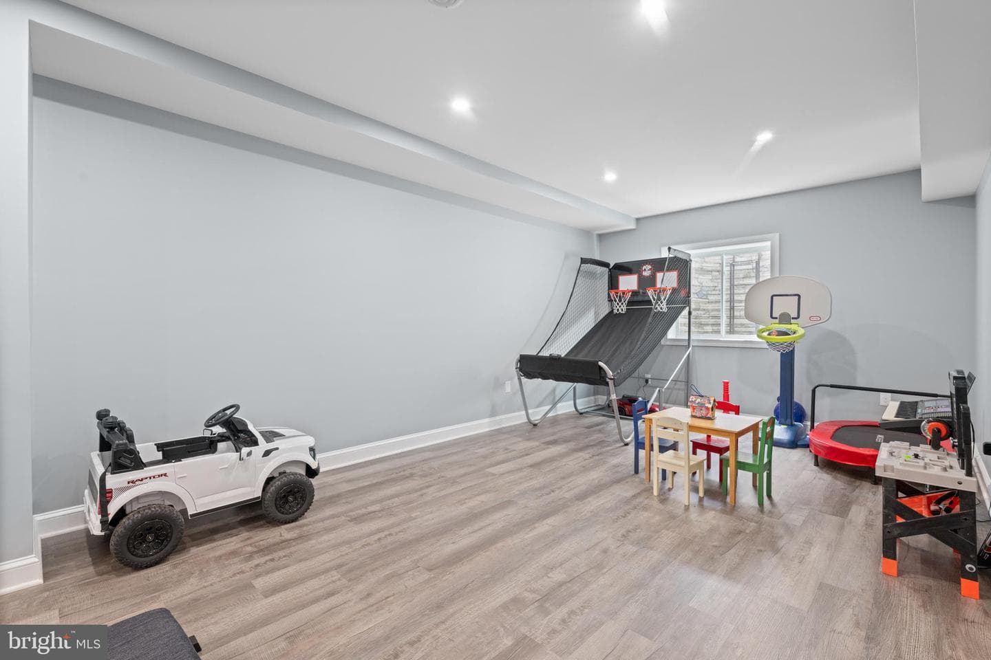 10 Giana Way photo 32