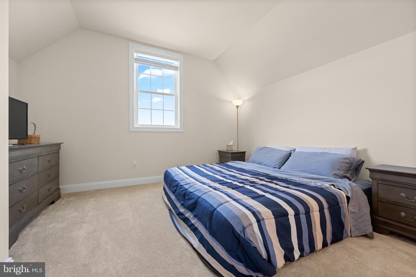 10 Giana Way photo 48