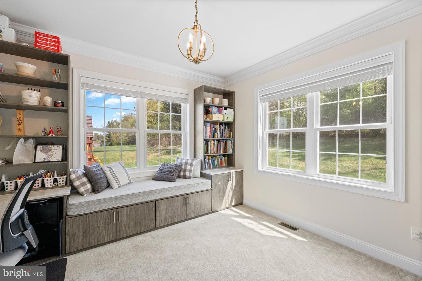 10 Giana Way photo 61