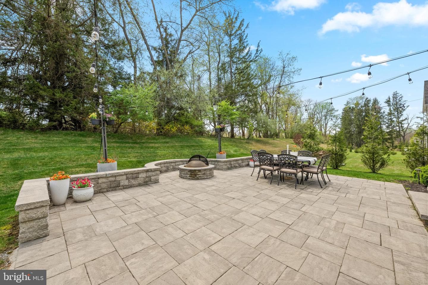 10 Giana Way photo 9