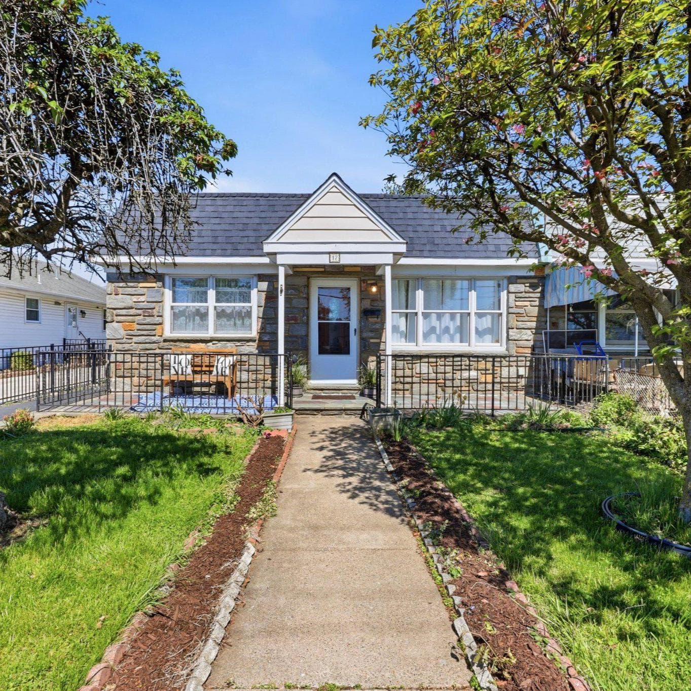 17 E Berkley Avenue