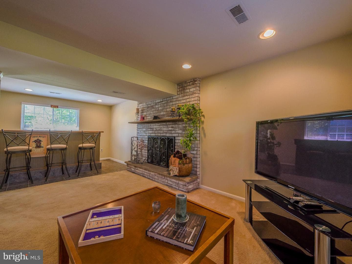 700 Cotton Lane photo 21