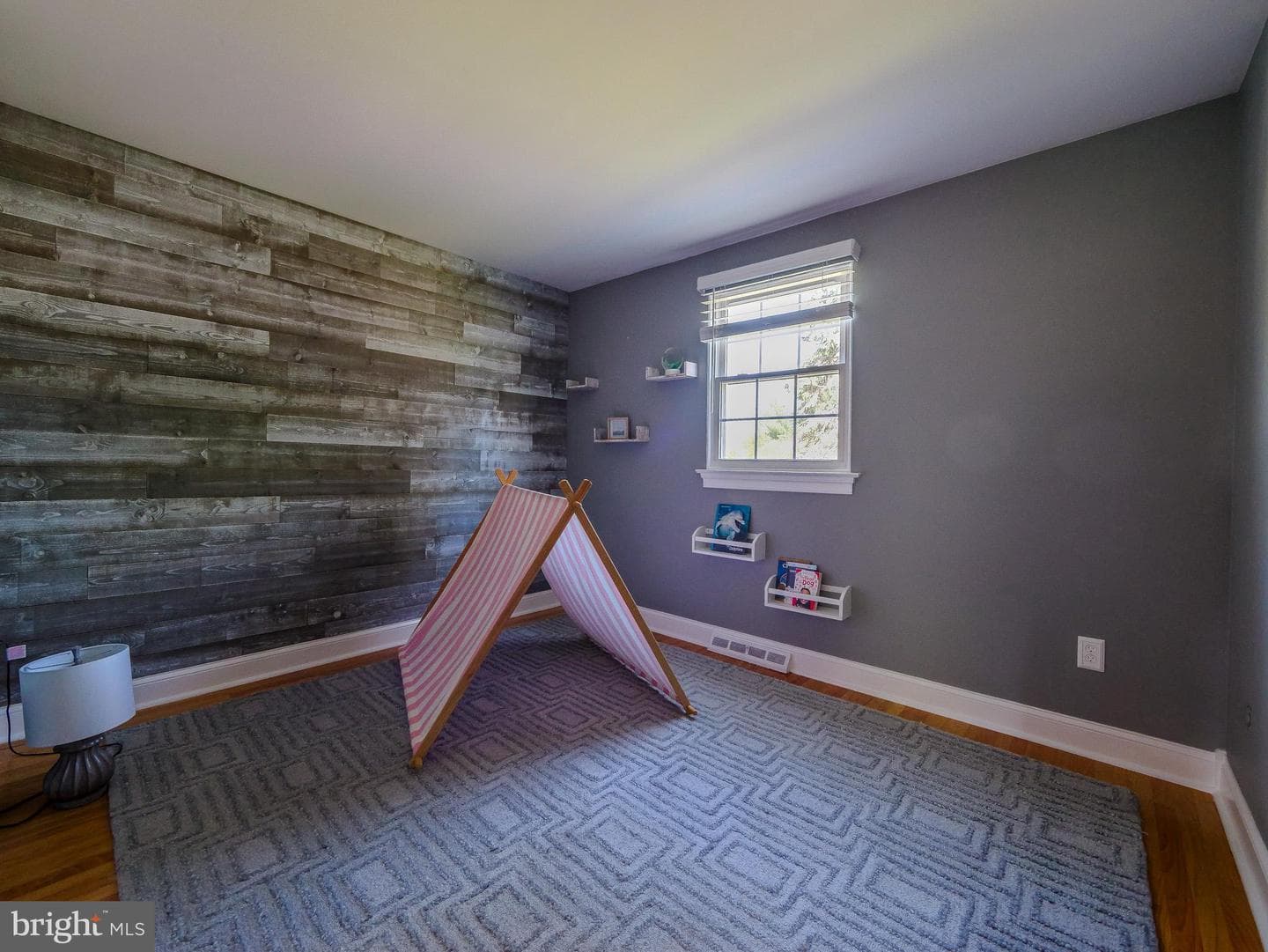 700 Cotton Lane photo 35