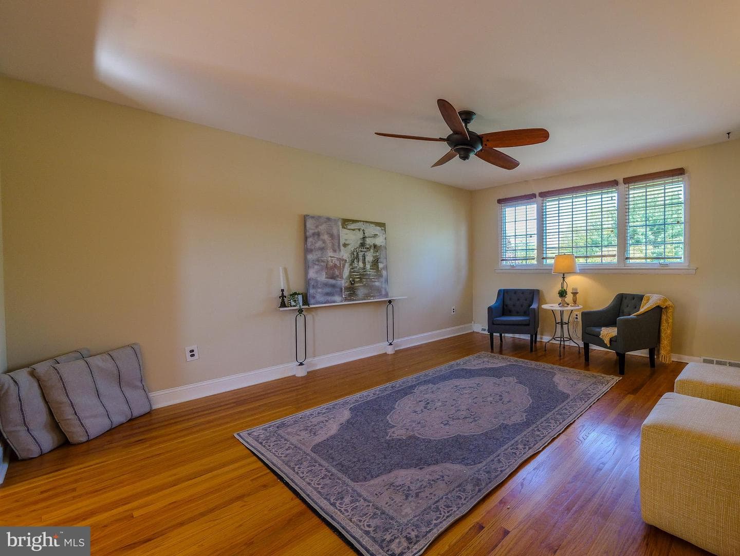 700 Cotton Lane photo 8